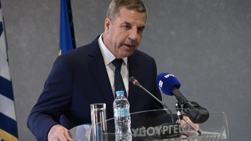 Λαλούσης για μεταναστευτικό: Δεν υπάρχει καμία σχέση με το 2020, δεν πρέπει να τα συνδέουμε