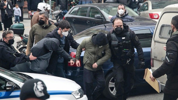 Δίκη Άλκη Καμπανού: Καταπέλτης η εισαγγελέας - Ο αρχηγός, οι «στρατιώτες» και η ομολογία «παρωδία»