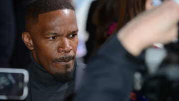 Τζέιμι Φοξ: «Είναι παράλυτος και τυφλός» διαδίδουν στα social media - Η απάντηση εκπροσώπου του ηθοποιού