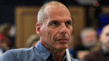 Βαρουφάκης: Συγχαρητήρια στον κ. Πιερρακάκη, αλλά το μίσος είναι ο δικός μου τίτλος τιμής 