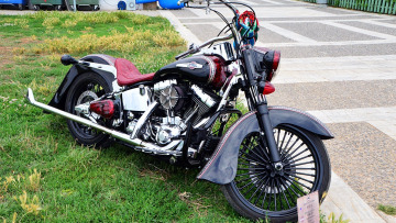 Μεγάλη συμμετοχή και πλήθος κόσμου στο Alimos Classic Motorbike Sunday - Δείτε βίντεο και φωτογραφίες