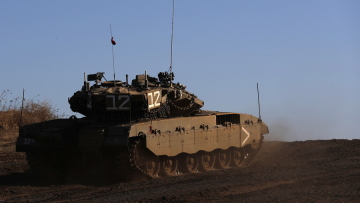 Anadolu: Η Κύπρος αντικαθιστά τα ρωσικά άρματα T-80U με τα ισραηλινά Merkava