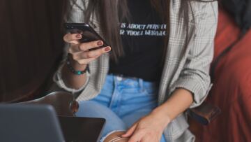 Πώς γυναίκα αποκάλυψε σταδιακά το διαζύγιό της στο Tik Tok