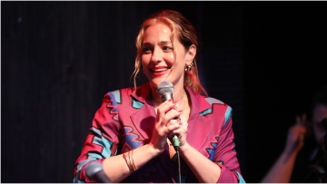 H Νατάσσα Μποφίλιου για τη συναυλία εν μέσω πένθους: «Ένας καλλιτέχνης έχει δικαίωμα να είναι ο εαυτός του»