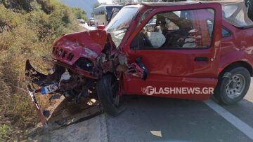 ΒΟΑΚ: Σοβαρό τροχαίο με τουρίστες - Στο νοσοκομείο τρεις τραυματίες (φωτογραφίες)