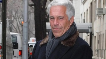 Τζέφρι Έπσταϊν: Σε «αμέλεια και κακή συμπεριφορά της φυλακής» αποδίδεται η αυτοκτονία του