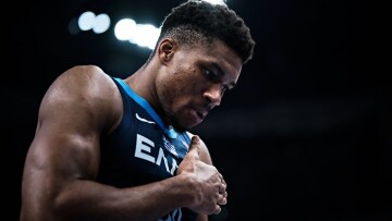 Γιάννης Αντετοκούνμπο: Αμφίβολος για το Παγκόσμιο Κύπελλο μπάσκετ 