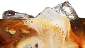 Καφέ “Λέντζος” στο Παγκράτι: Ο δημιουργός αφηγείται την ιστορία και τη συνταγή του πιο διάσημου ελληνικού καφέ