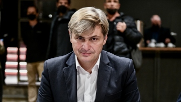 Παραίτηση Τσίπρα: Ανοίγει η «βεντάλια» των υποψηφίων στον ΣΥΡΙΖΑ - Κοντά στην κούρσα ο Φαραντούρης