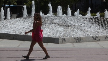 Καιρός: Καθημερινή ενημέρωση για επεισόδια καύσωνα σε Αθήνα, Θεσσαλονίκη, Λάρισα, Ιωάννινα, Πάτρα και Ηράκλειο