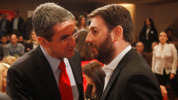 Γιατί έφυγε ο Λοβέρδος από το ΠΑΣΟΚ - «Δυο ξένοι» στο ίδιο κόμμα με Ανδρουλάκη 