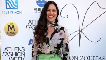 Ναταλία Δραγούμη: Φωτογραφίζεται με το μπικίνι της στην Ίο