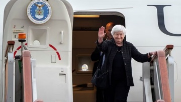 ΗΠΑ: Στο Πεκίνο η υπουργός Οικονομικών των ΗΠΑ - Νέα κίνηση για την εξομάλυνση των σχέσεων