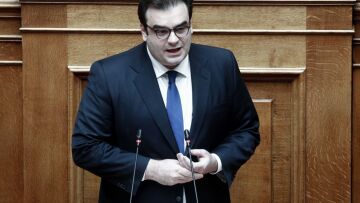 Πιερρακάκης: Θα επιδιώξουμε αλλαγή του άρθρου 16 για τα πανεπιστήμια
