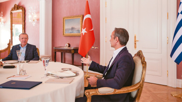 Ελληνοτουρκικά: Πρώτο ραντεβού  μετά το «Μητσοτάκης γιοκ», με καλή διάθεση αλλά χωρίς ψευδαισθήσεις