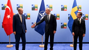 Σύνοδος του ΝΑΤΟ: «Κάναμε ένα μεγάλο βήμα» λέει ο Σουηδός πρωθυπουργός μετά το «ναι» Ερντογάν