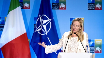 Μελόνι: «Ζητήσαμε να δοθεί περισσότερη προσοχή στην νότια πτέρυγα του ΝΑΤΟ»