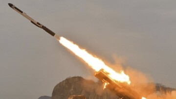  Νότια Κορέα - Ιαπωνία: Η Βόρεια Κορέα εκτόξευσε βαλλιστικό πύραυλο άγνωστου τύπου