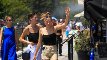 Καύσωνας Κλέων: Οι περιοχές όπου καταγράφηκαν 40άρια, πού έδειξε 42 βαθμούς - Δείτε χάρτες