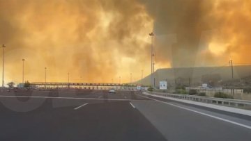 Τεράστια φωτιά σε δασική έκταση στο Λουτράκι