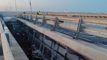 Πόλεμος στην Ουκρανία: «Τρομοκρατία του Κιέβου» το χτύπημα στη γέφυρα της Κριμαίας, λένε οι Ρώσοι