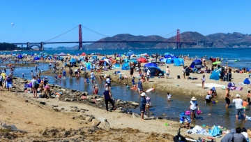 Καύσωνας: Το βόρειο ημισφαίριο του πλανήτη φλέγεται - «Θύματα» παιδιά, ηλικιωμένοι και φτωχοί