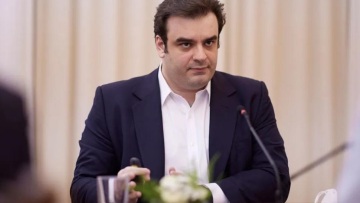 Πιερρακάκης για τις βάσεις εισαγωγής: «Καλή επιτυχία σε όλους τους μαθητές, όμως δεν κρίνονται όλα σήμερα»