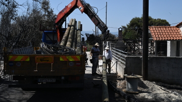 Φωτιές: Ξεκίνησαν οι καταγραφές ζημιών από τις πυρκαγιές - Άμεσα η πρώτη αρωγή στους πολίτες, λέει ο Τριαντόπουλος