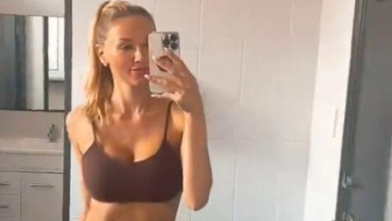 Influencer δέχθηκε παρατήρηση για ακατάλληλη ενδυμασία σε σούπερ μάρκετ και έγινε viral (vid)