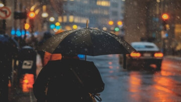 Καιρός: Βροχές και καταιγίδες το βράδυ στα βορειοδυτικά