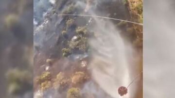 Φωτιές: Βίντεο από τη στιγμή που τουρκικά πυροσβεστικά αεροσκάφη βοηθούν στο ελληνικό έργο κατάσβεσης 