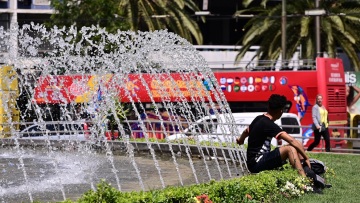 Καύσωνας: Οι περιοχές που έδειξε 42άρια το θερμόμετρο - Νέα άνοδος της θερμοκρασίας την Τρίτη