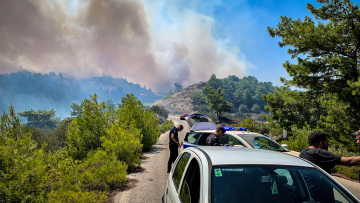 Εισαγγελική παρέμβαση για την καταστροφική φωτιά στη Ρόδο