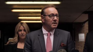 Κέβιν Σπέισι: Οι πρώτες του δηλώσεις αφού κρίθηκε αθώος για σεξουαλικά αδικήματα - «Νιώθω ευγνώμων»