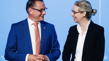 Γερμανία: Η ακροδεξιά επιδιώκει να κεφαλαιοποιήσει την εκτόξευσή της στις δημοσκοπήσεις