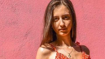 Αγκίστρι: Θρήνος στον Βόλο για την 20χρονη Δέσποινα που σκοτώθηκε όταν έπεσε με ηλεκτρικό ποδήλατο σε βράχο