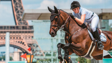 Αθηνά Ωνάση: Πουλάει τα ακίνητα, «εξαφανίστηκε», είναι και έγκυος;