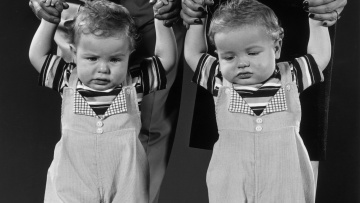 Αληθινή μαρτυρία: «Απέκτησα δίδυμα με δότη σπέρματος τoν καλύτερό μου φίλο»