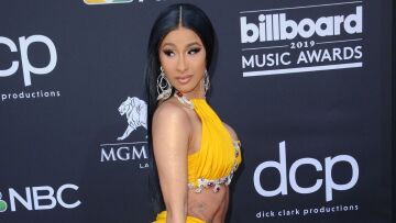 Cardi B: Δεν θ' αντιμετωπίσει κατηγορίες για το μικρόφωνο που πέταξε σε θεατή στη συναυλία της