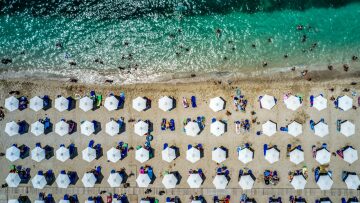 «Κίνημα της πετσέτας»: Εξαπλώνεται και στη Χαλκιδική  