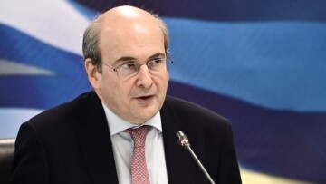 Χατζηδάκης: Η κυβέρνηση εξαντλεί τα περιθώρια στήριξης για πολίτες και επιχειρήσεις