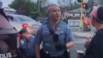 Δολοφονία Τζορτζ Φλόιντ: Ποινή φυλάκισης 57 μηνών σε έναν από τους αστυνομικούς που ήταν παρόντες στον θάνατό του