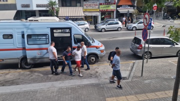 Θεσσαλονίκη: Κακουργηματική δίωξη στον 27χρονο διανομέα που γρονθοκόπησε τον 50χρονο 