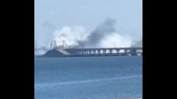 Πόλεμος στην Ουκρανία - Κριμαία: Με αντίποινα απειλεί η Μόσχα για την «τρομοκρατική επίθεση» (βίντεο)