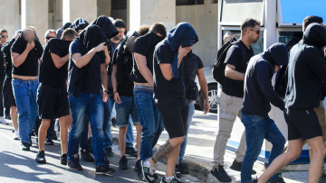 Νέα Φιλαδέλφεια: Στις 70 οι προφυλακίσεις για τον φόνο του Μιχάλη - Άλλοι 40 προφυλακίστηκαν σήμερα