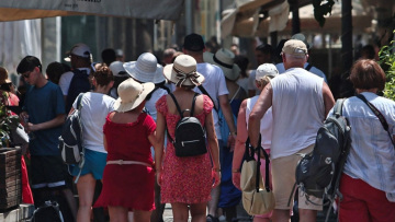 Κορωνοϊός - Παγώνη: Αυτά είναι τα συμπτώματα της παραλλαγής «Eris» - «Ίσως χρειαστεί νέα δόση εμβολίου»
