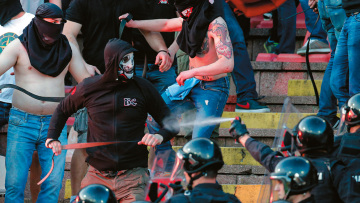 Χούλιγκαν: Συμμορίες με σκληρούς ποινικούς, όπλα και εμπόριο ναρκωτικών - Το ποδόσφαιρο είναι μόνο πρόσχημα