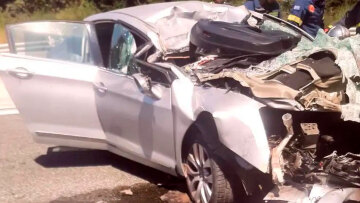 Θεσσαλονίκη: Νεκροί οι γονείς, σοβαρά τραυματισμένα τα δύο παιδιά σε τροχαίο στη Θεσσαλονίκης – Σερρών