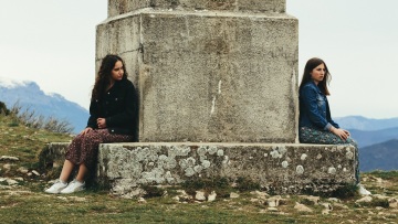 Πέντε σημάδια που αποδεικνύουν ότι κάποιος σας φθονεί