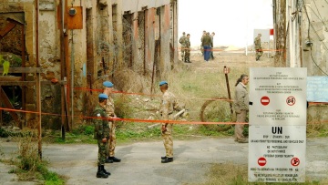 Πράσινη Γραμμή: Η ιστορία της γραμμής που διαχωρίζει την ελεύθερη από την Κατεχόμενη Κύπρο